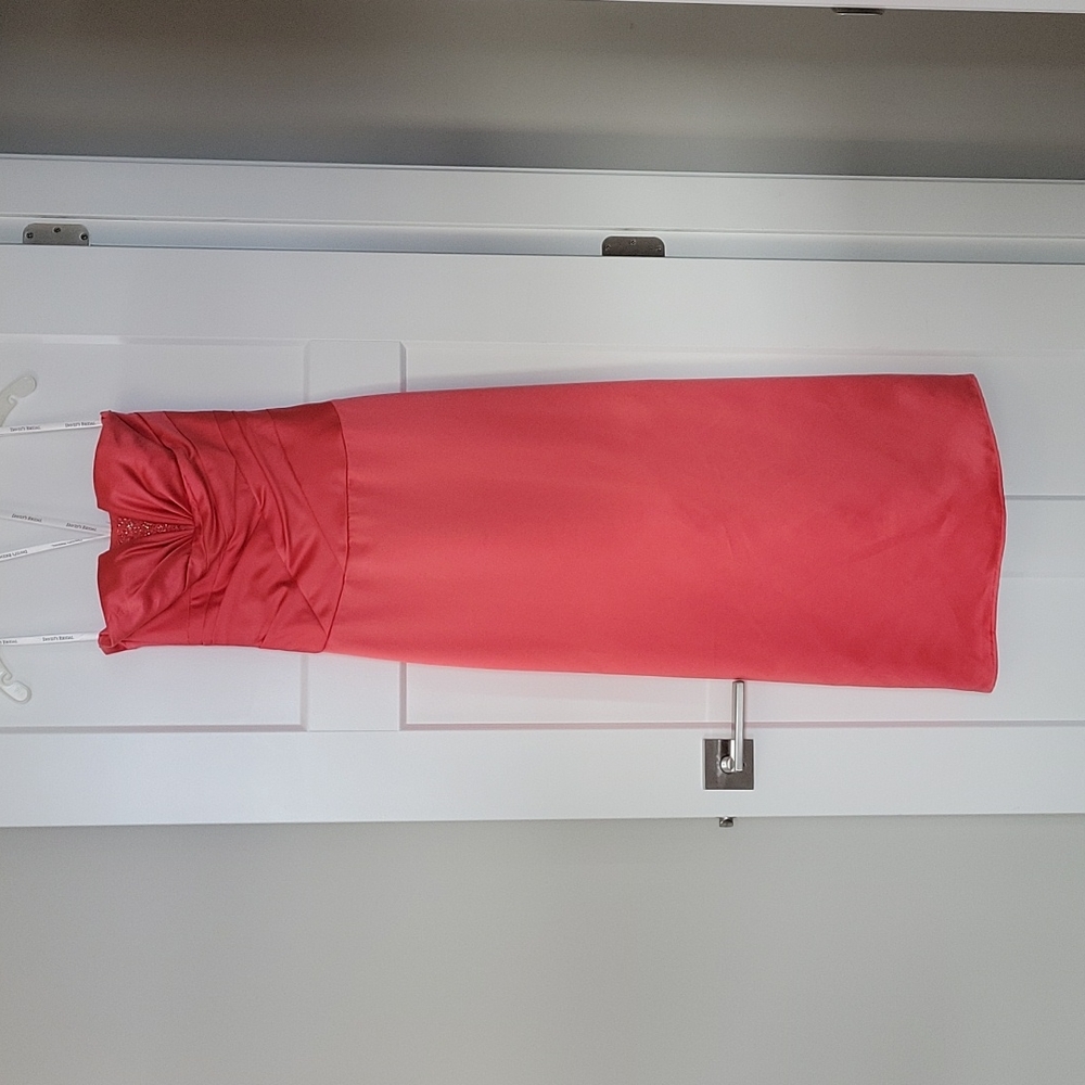 Grad or braidesmaid dress